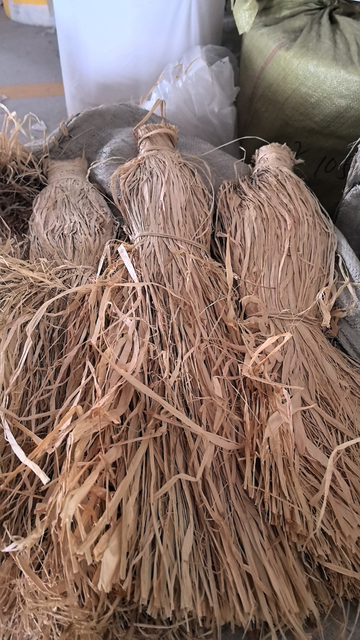 Natural Raffia Paper Ribbon, Raffia Ribbon Perfect for Crafts Weaving, Florist Bouquets Decoration, Christmas, Gift Wrapping, Gift Box Filler, Craft DIY 